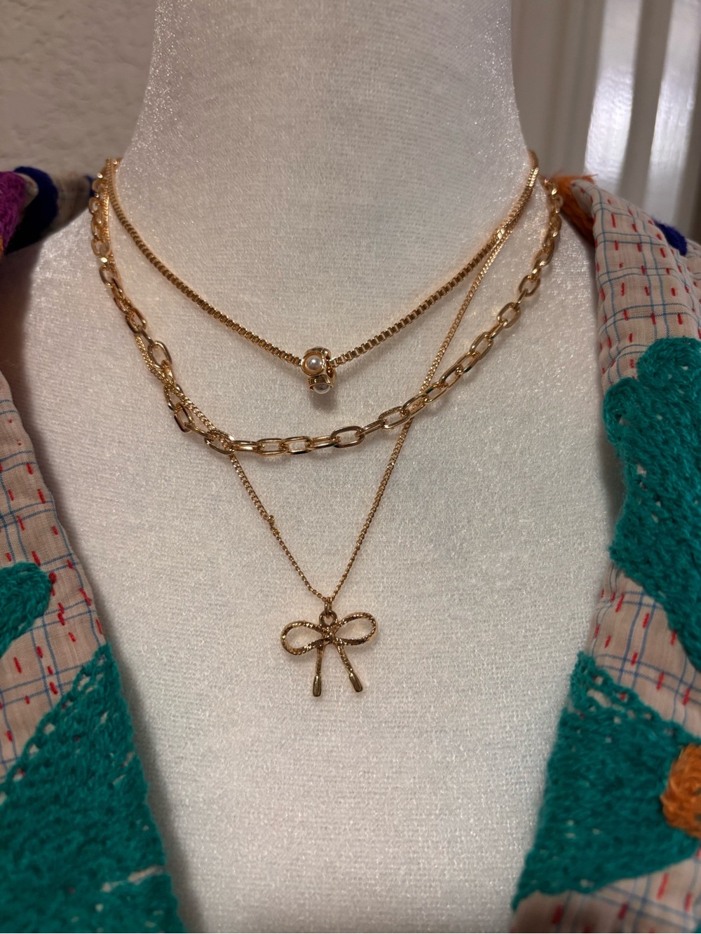 Layered Gold Bow Pendant Necklace - Delicate Multi-Chain Women’s Necklace